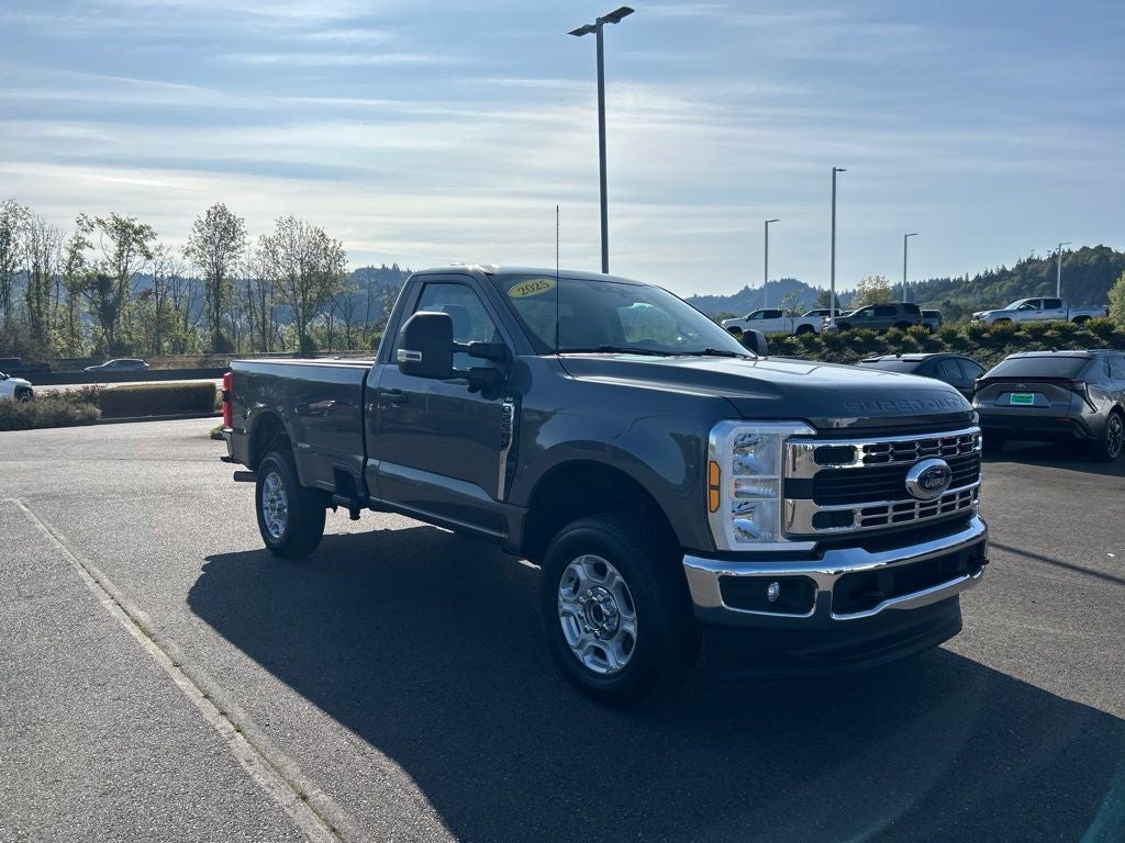 2025 Ford F-250SD XLT