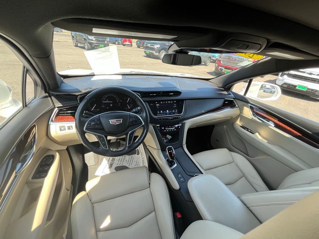 2017 Cadillac XT5 Premium Luxury