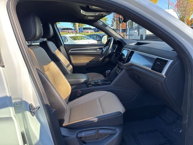 2022 Volkswagen Atlas Cross Sport 3.6L V6 SE w/Technology
