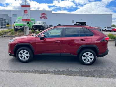 2020 Toyota RAV4 LE