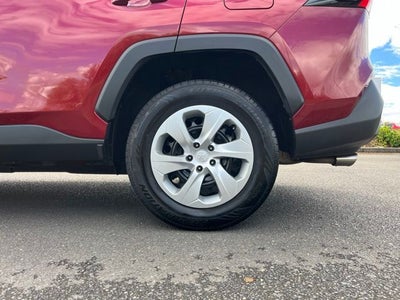 2020 Toyota RAV4 LE