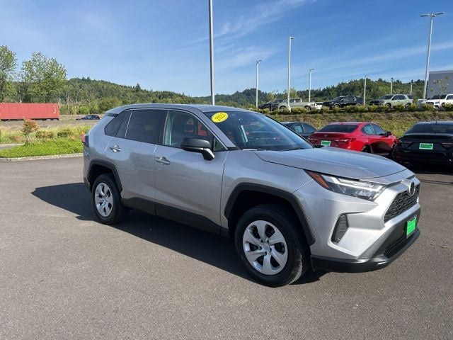 2023 Toyota RAV4 LE