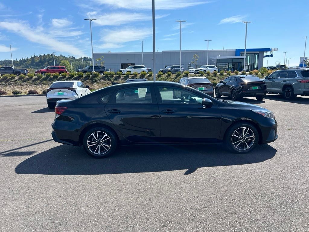 2024 Kia Forte LXS