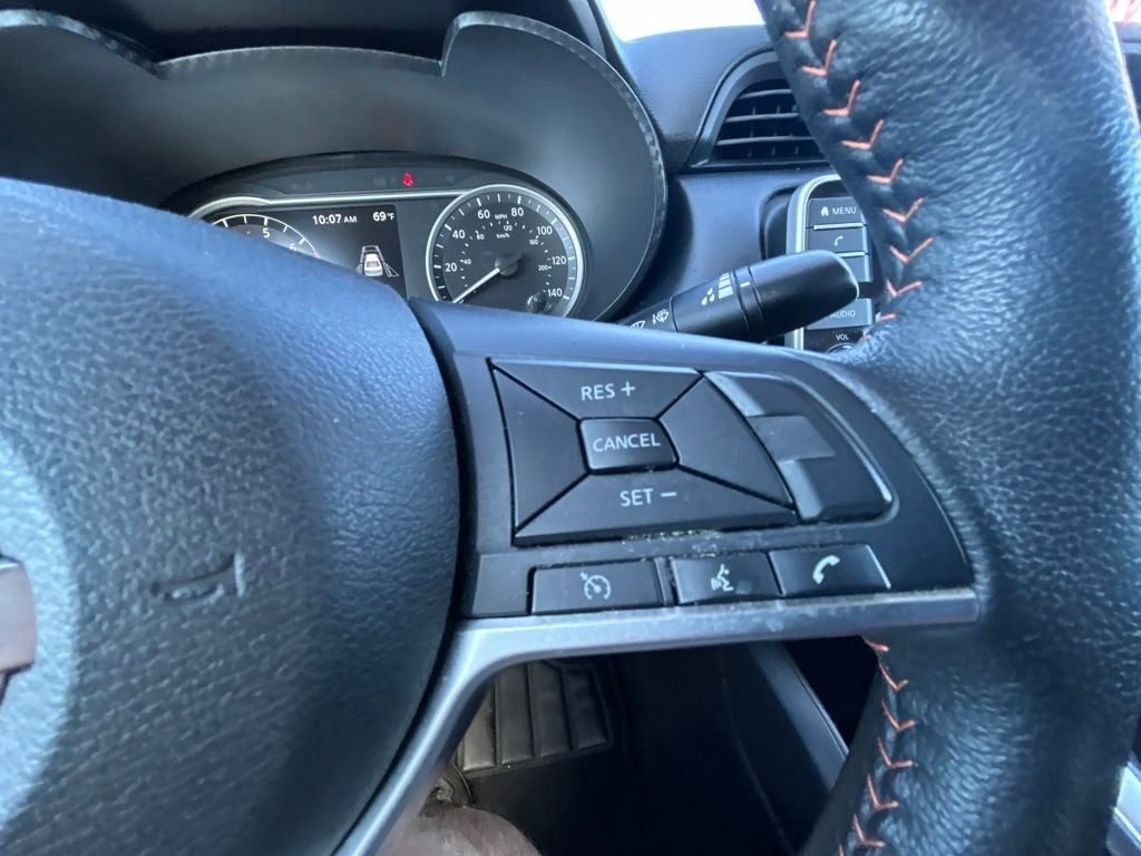 2021 Nissan Versa 1.6 SR