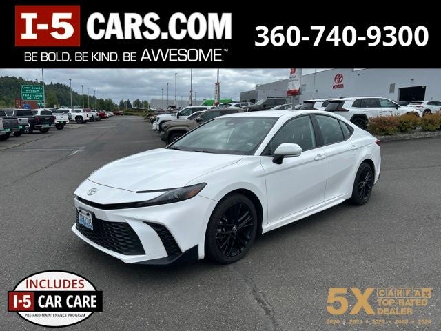 2025 Toyota Camry SE