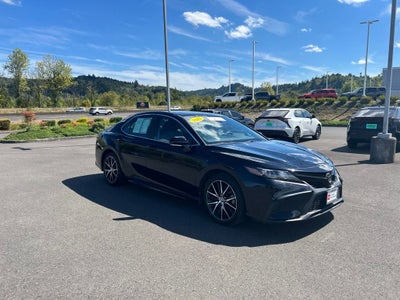 2021 Toyota Camry SE
