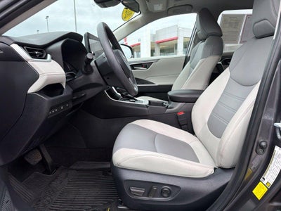 2024 Toyota RAV4 Hybrid XLE Premium