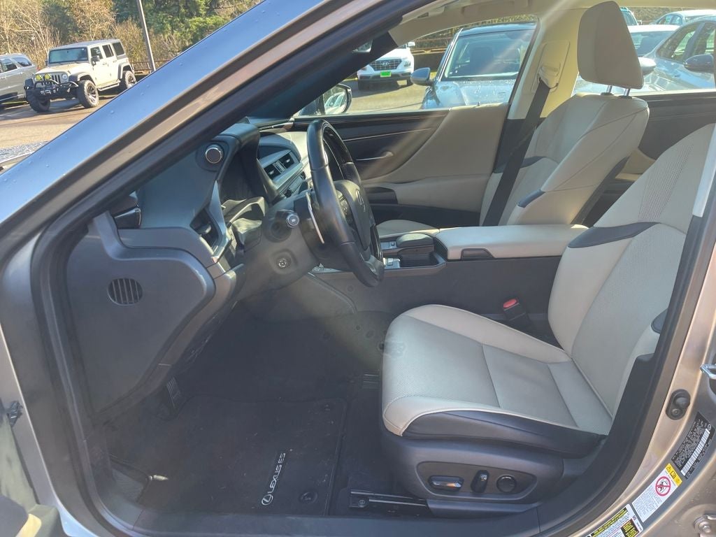 2019 Lexus ES 350