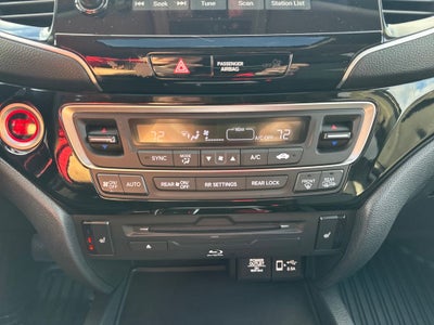 2021 Honda Pilot Touring 8 Passenger