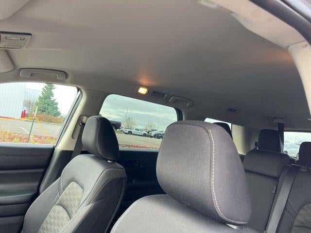 2023 Nissan Pathfinder SV