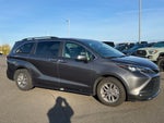 2025 Toyota Sienna XLE 8 Passenger