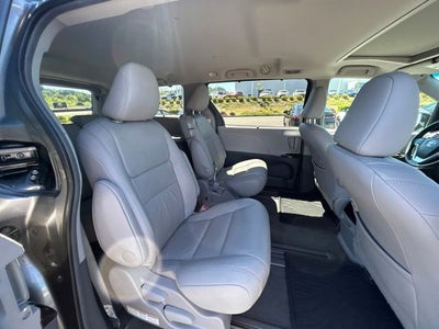2017 Toyota Sienna XLE 8 Passenger