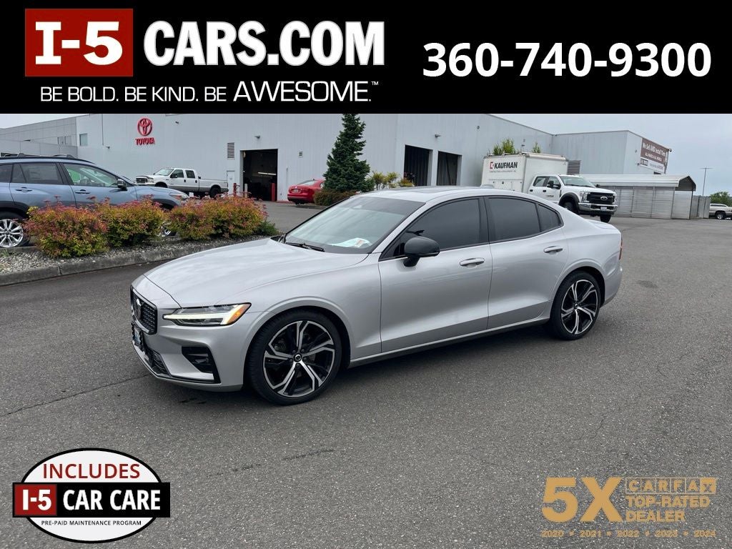 2024 Volvo S60 B5 Core Dark Theme
