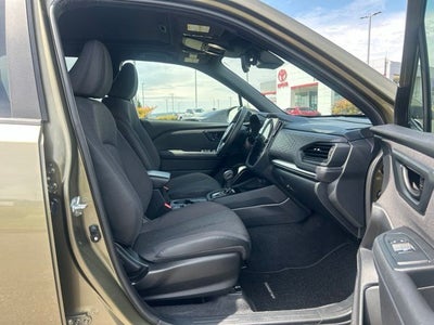 2025 Subaru Forester Premium