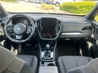 2025 Subaru Forester Premium