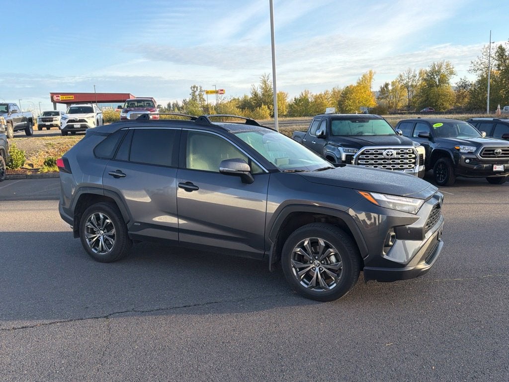 2024 Toyota RAV4 Hybrid XLE Premium