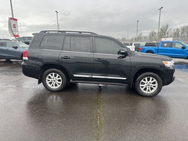 2019 Toyota Land Cruiser Base