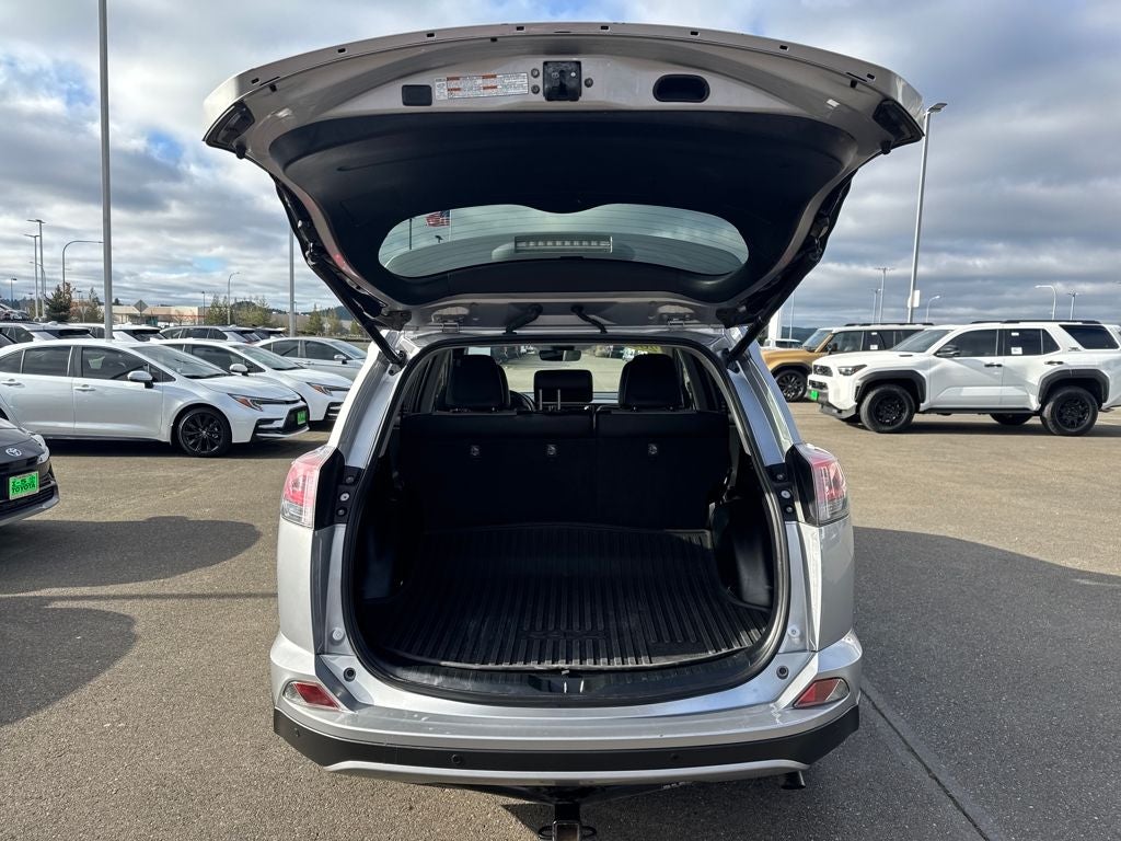 2017 Toyota RAV4 Hybrid Limited
