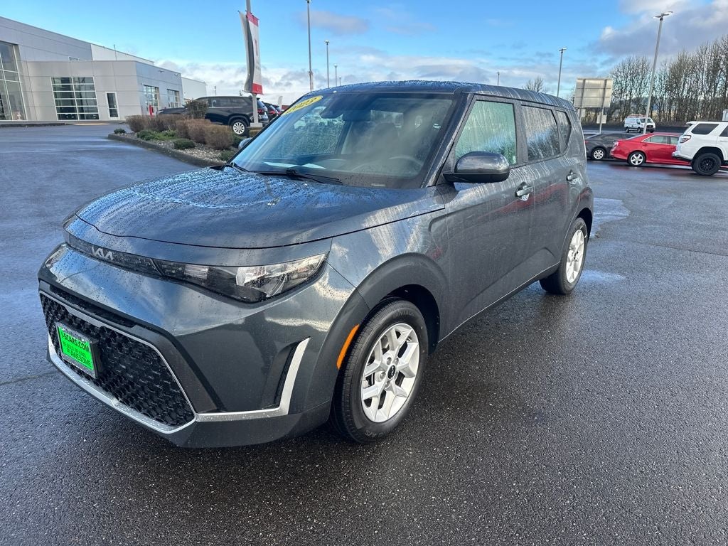 2023 Kia Soul LX