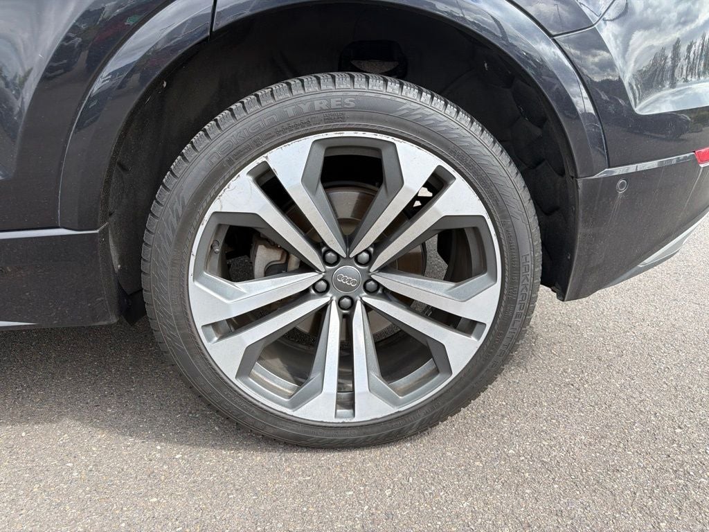 2020 Audi Q8 55 Premium Plus quattro