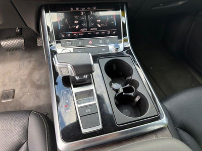 2020 Audi Q8 55 Premium Plus quattro