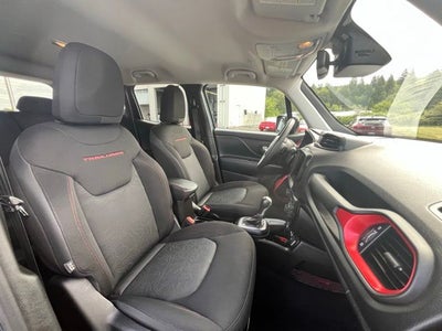 2023 Jeep Renegade Trailhawk