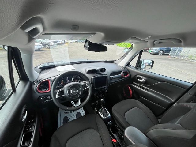 2023 Jeep Renegade Trailhawk