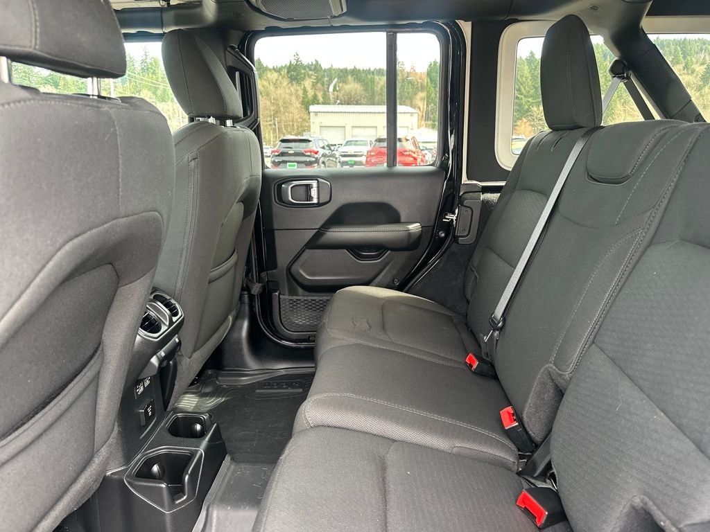 2023 Jeep Wrangler 4-Door Sahara 4x4