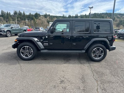2023 Jeep Wrangler 4-Door Sahara 4x4