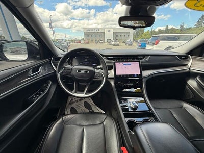 2023 Jeep Grand Cherokee L Limited 4x4