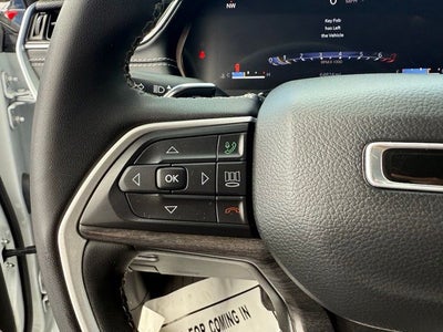 2023 Jeep Grand Cherokee L Limited 4x4
