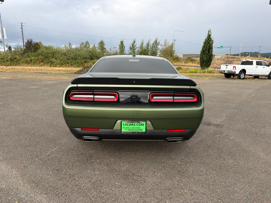 2022 Dodge Challenger SXT
