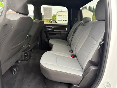 2024 RAM 3500 Big Horn Crew Cab 4x4 8' Box