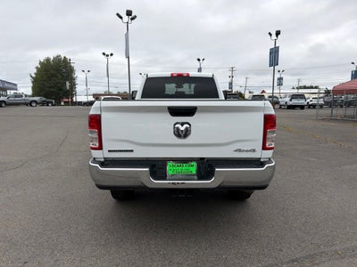 2024 RAM 3500 Big Horn Crew Cab 4x4 8' Box