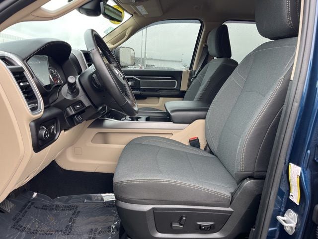 2022 RAM 2500 Big Horn Mega Cab 4x4 6'4'' Box