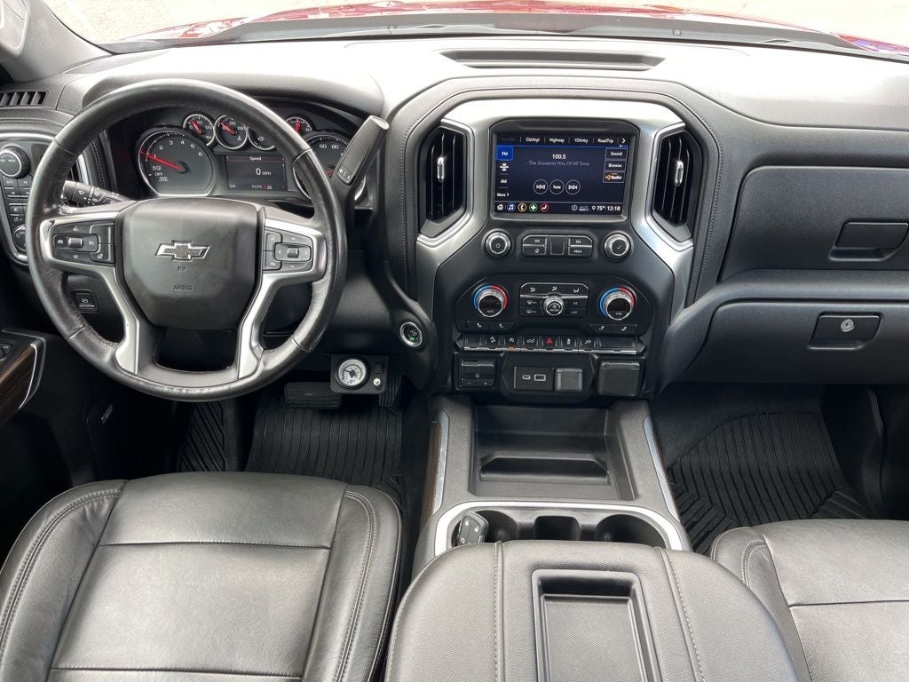 2020 Chevrolet Silverado 1500 4WD Crew Cab Short Bed RST