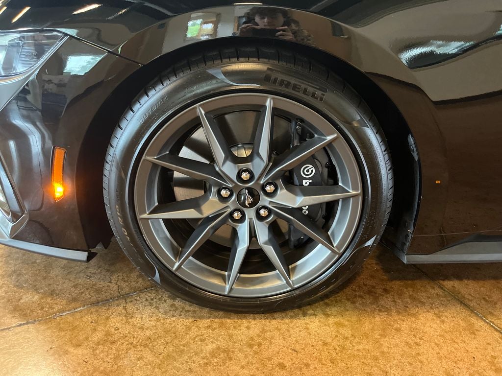 2025 Ford Mustang Dark Horse