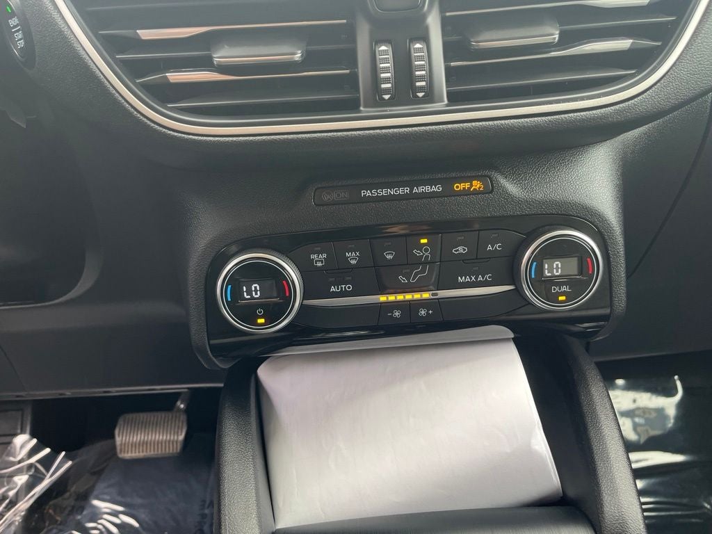 2021 Ford Escape Hybrid SE