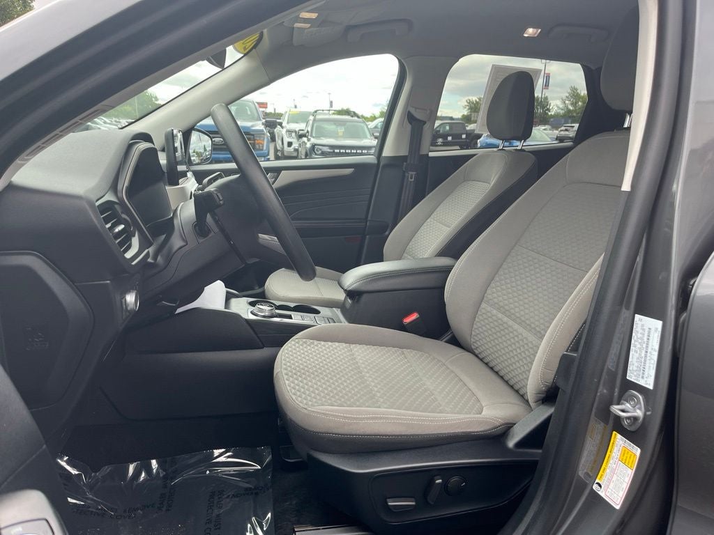 2021 Ford Escape Hybrid SE