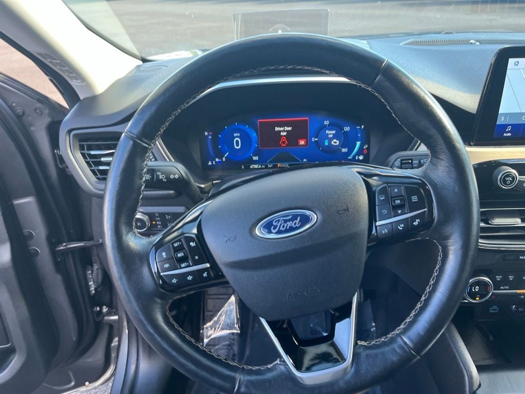 2021 Ford Escape Hybrid Titanium