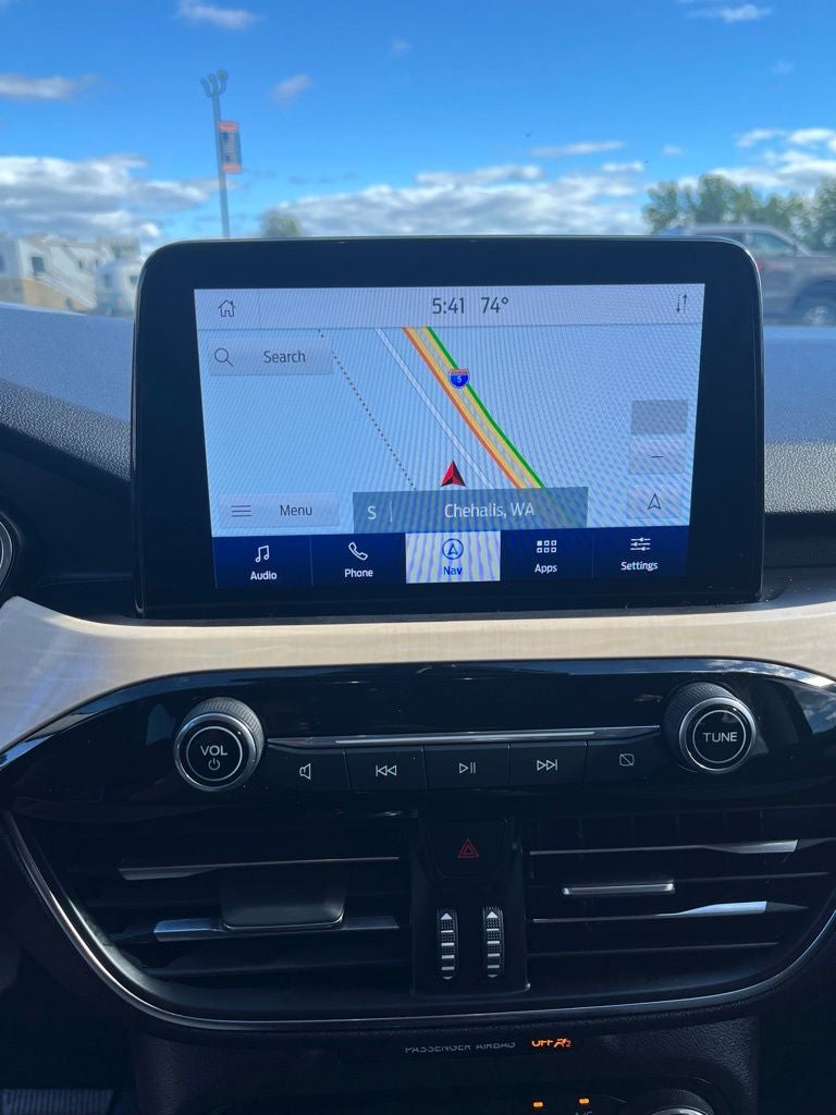 2021 Ford Escape Hybrid Titanium