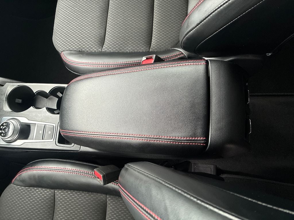 2025 Ford Escape Hybrid ST-Line Select