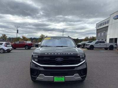 2025 Ford Expedition Max Platinum