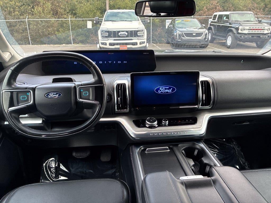 2025 Ford Expedition Max Platinum