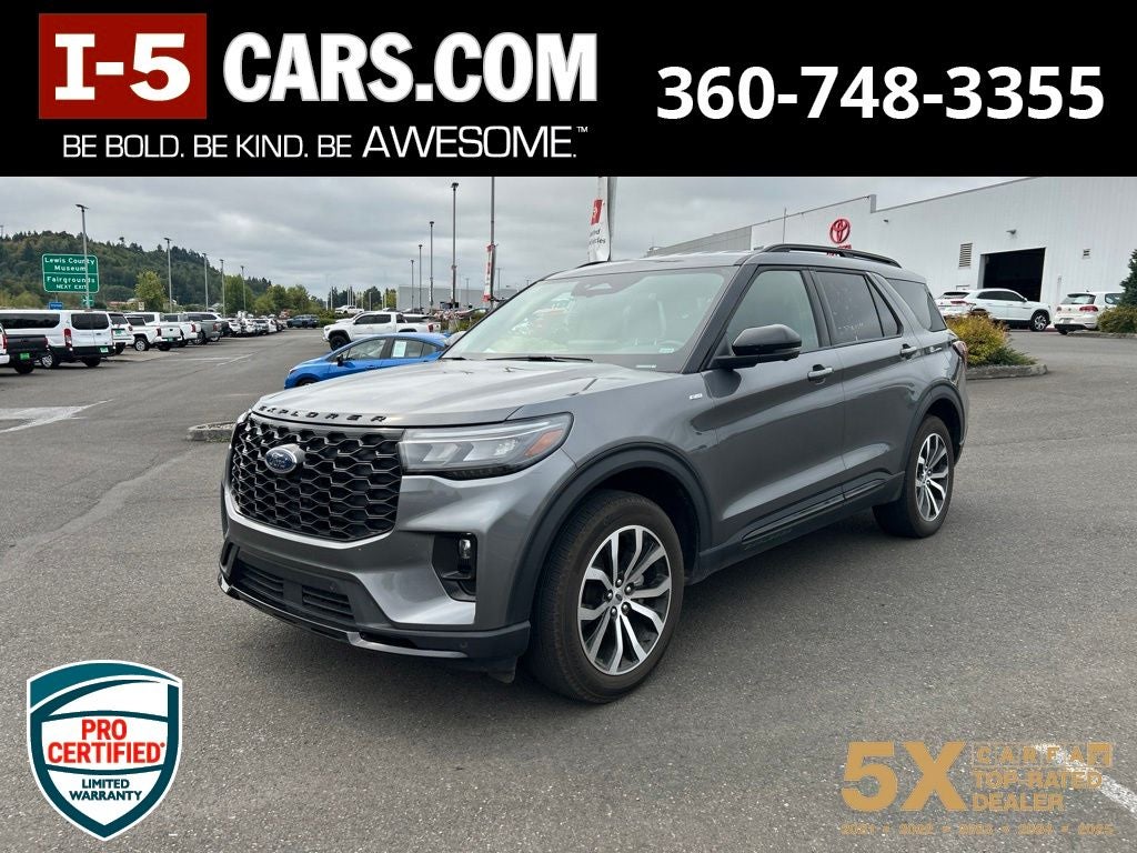 2025 Ford Explorer ST-Line