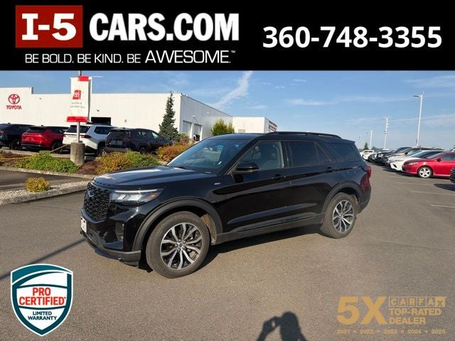 2025 Ford Explorer ST-Line