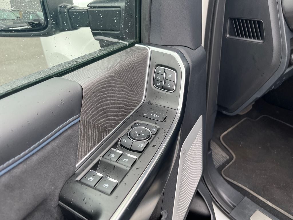 2025 Ford F-350SD Platinum