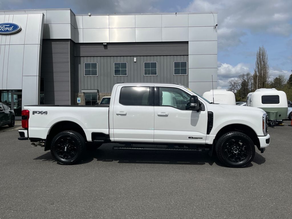 2025 Ford F-350SD Lariat