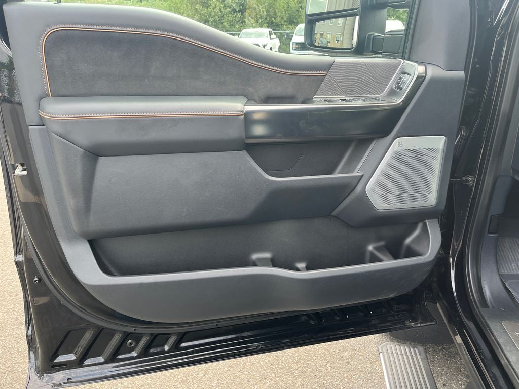 2023 Ford F-350SD Platinum