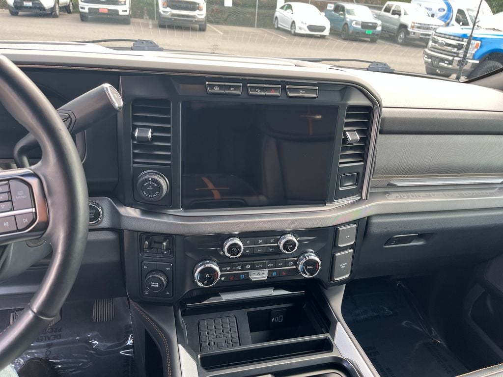 2023 Ford F-350SD Platinum